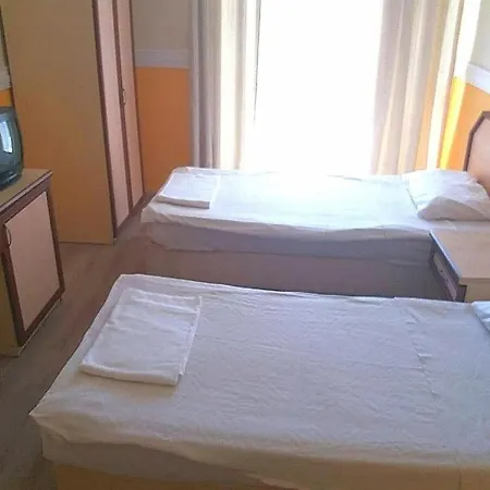 酒店 Kleopatra Develi 2*