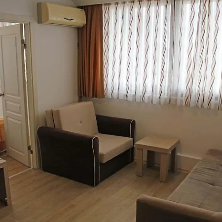 Kleopatra Develi 酒店 阿拉尼亚