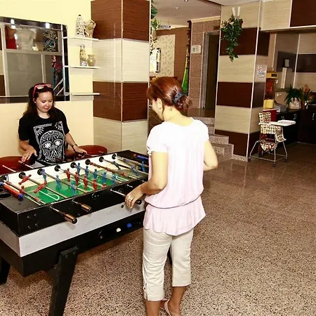 Kleopatra Develi 2*