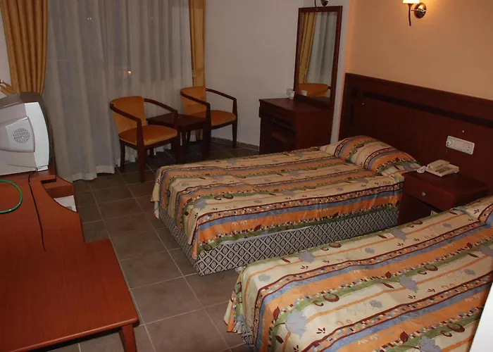 Kleopatra Develi Hotell 2*